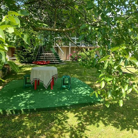 "Ранчо" - Тераса Квіти Сад Apartment Uzhhorod Luaran gambar